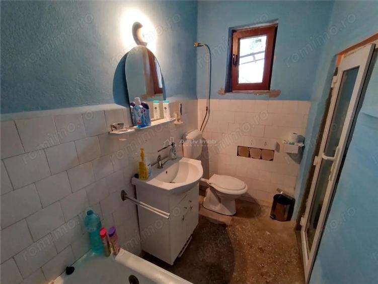 Casă cu 2 camere cu Teren 80 Mp în Vest