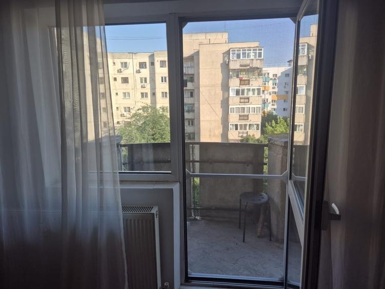 Garsonieră decomandată în Unirii