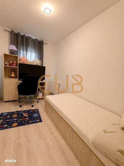 Apartament cu 3 camere în Central — fotografia 3