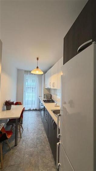 Apartament cu 2 camere semidecomandat, mobilat în Andrei Mureșanu