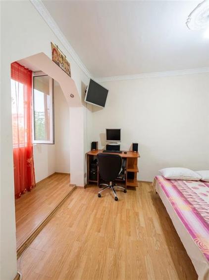Apartament cu 2 camere nedecomandat în Calea Aradului