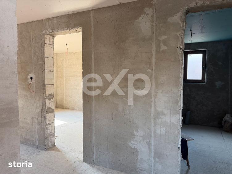 Casă cu 3 camere cu Teren 1446 Mp în Buhoci