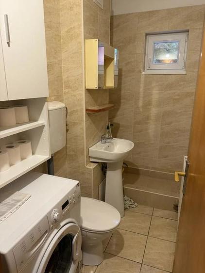 Apartament cu 2 camere nedecomandat în Central