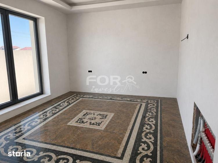 Casă cu 6 camere cu Teren 409 Mp în Central