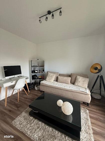 Casă cu 2 camere cu Teren 498 Mp în Central