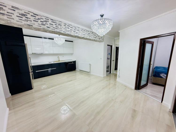Apartament modern, nou, 4 camere, parcare, zona Florilor! - 1