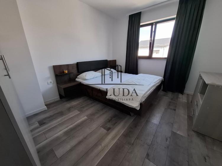 Casă individuală cu 4 camere cu Canalizare în Craiovei