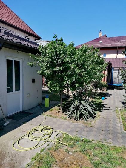 Casă cu 4 camere în Vărsătura