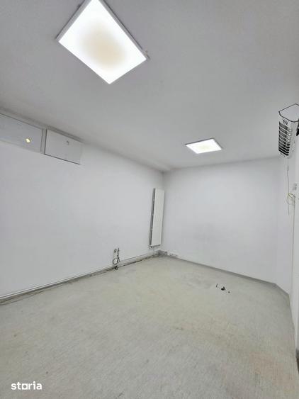 Spațiu comercial, de 71 mp, în Cug