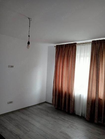 Apartament cu 2 camere semidecomandat în Precista