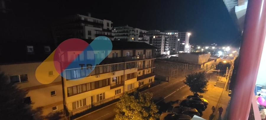 Apartament cu 2 camere semidecomandat, mobilat în Iris