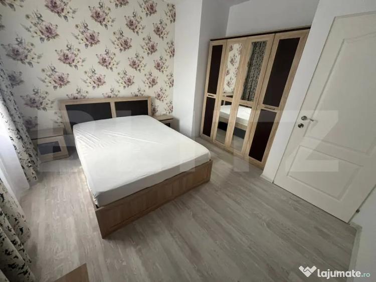 Apartament cu 3 camere decomandat, mobilat în Central