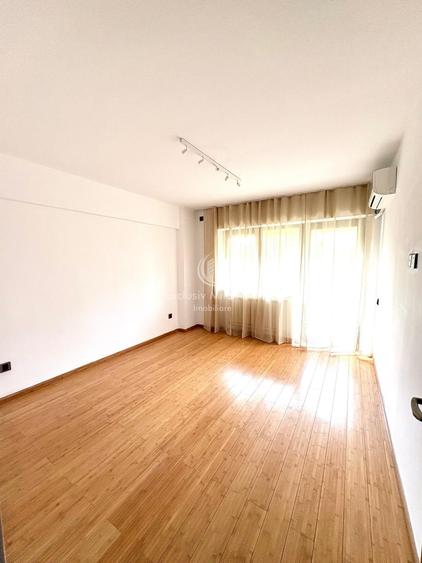 Birou, de 67 mp, în Timpuri Noi