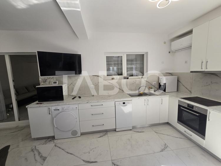 Duplex cu 5 camere cu Canalizare în Viile Sibiului