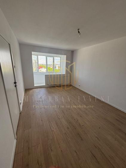 Apartament cu 2 camere decomandat în Titan
