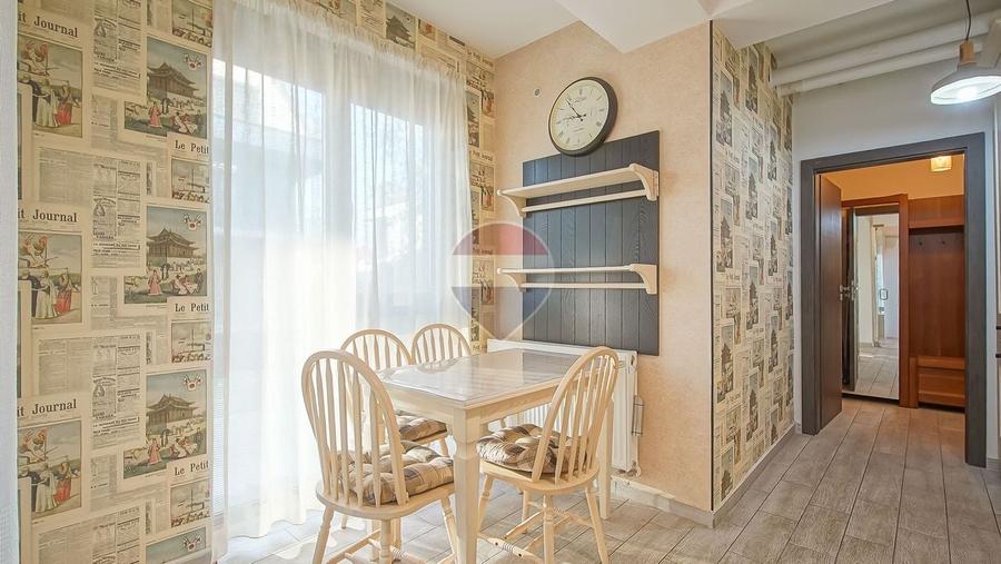Apartament cu 3 camere decomandat, mobilat în Tractorul