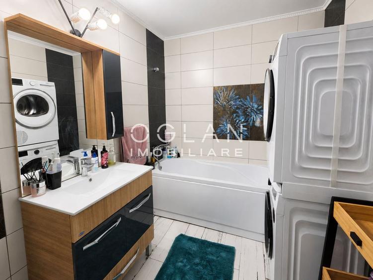 Apartament cu 5 camere decomandat, mobilat în Tineretului