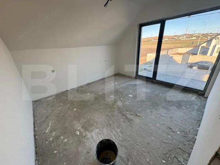 Casa P+M, exterior finisat, interior la gri, 500 mp teren, Simnicul de jos - 5