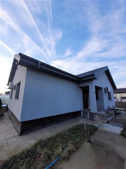 Casă individuală cu 3 camere cu Teren 521 Mp în Poiana