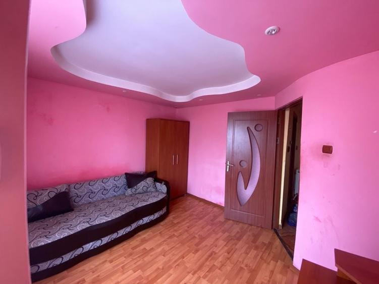 Apartament cu 2 camere decomandat în Exterior Vest