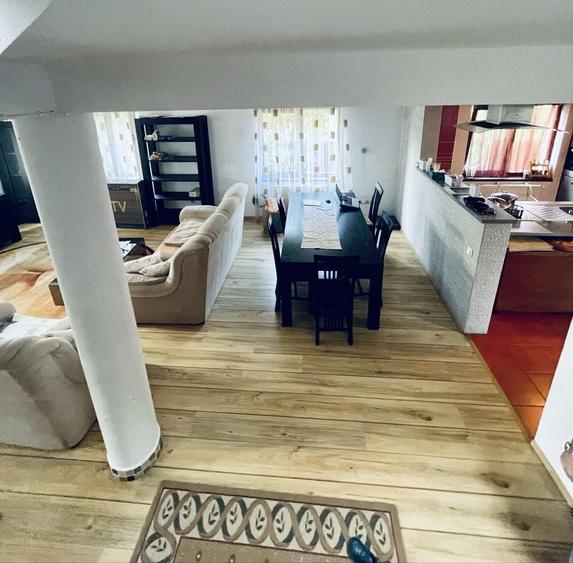 Casă cu 4 camere cu Teren 350 Mp în Gilău