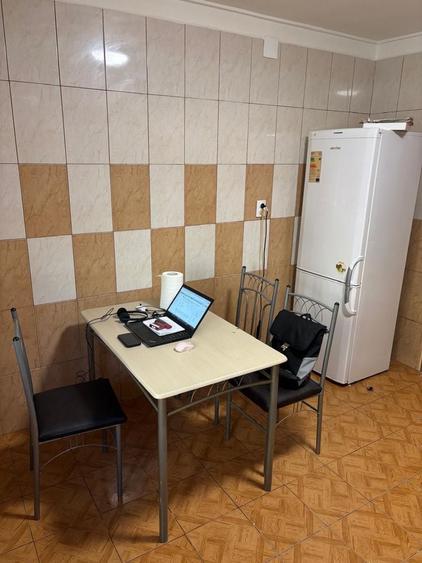 Apartament cu 2 camere decomandat în Uverturii
