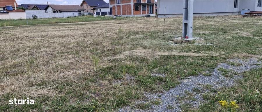 Teren de 500 mp, în Sânmartin