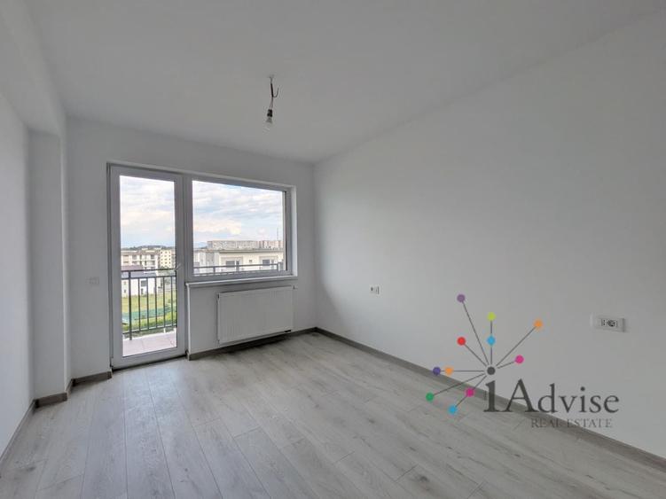 Apartament cu 2 camere semidecomandat în Tractorul