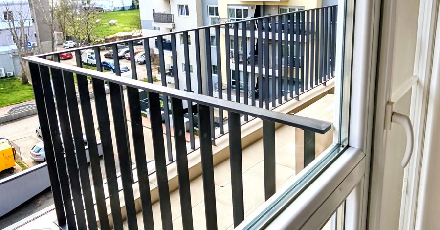 Apartament cu 2 camere decomandat în Titan