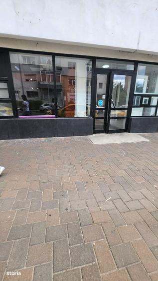 Spațiu comercial, de 155 mp, în Nord