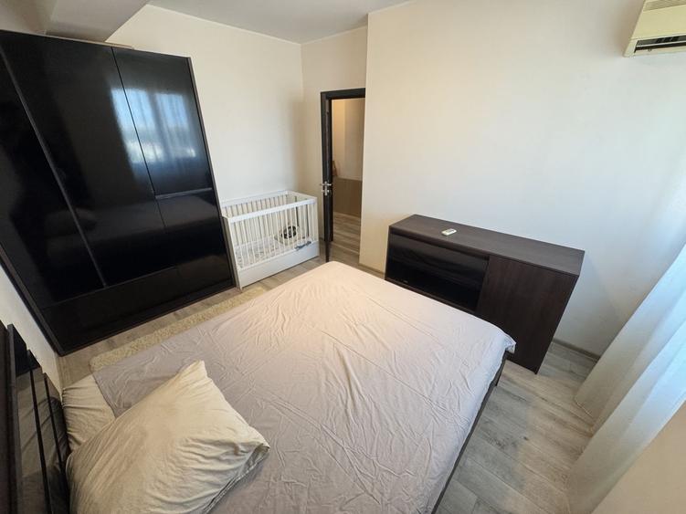 Apartament cu 3 camere decomandat, mobilat în Primo