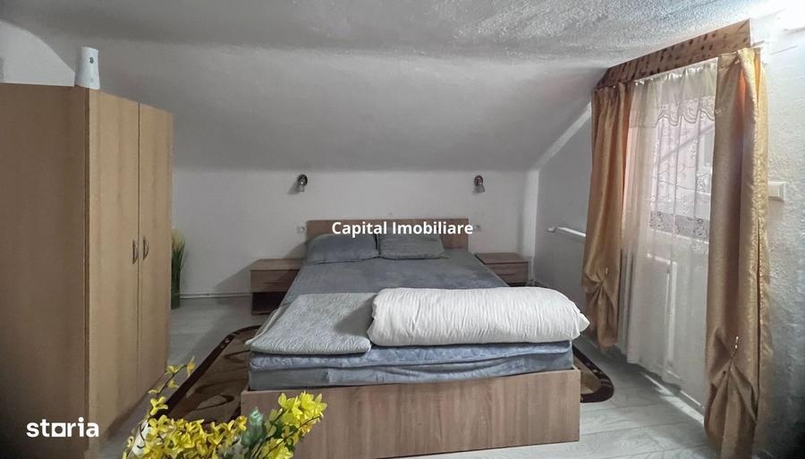 Casă cu 4 camere cu Teren 1500 Mp în Văliug