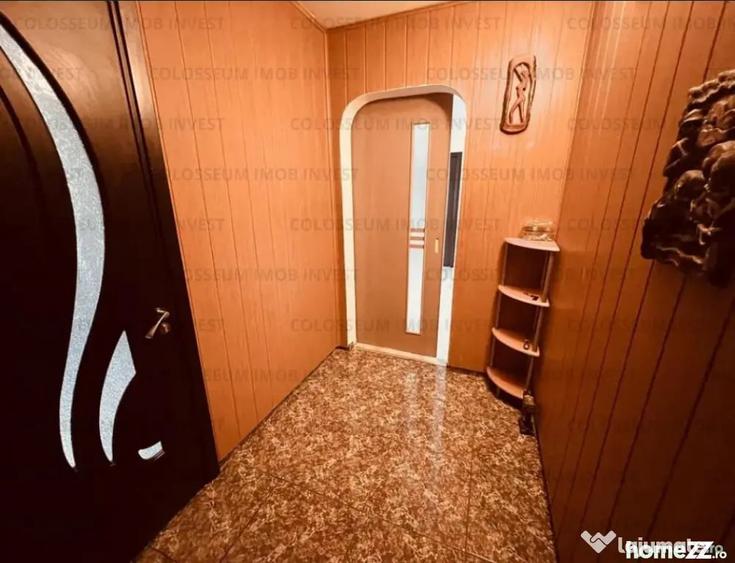 Apartament cu 2 camere semidecomandat în Centrul Civic