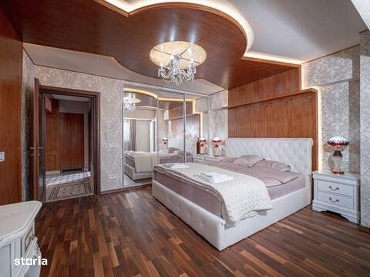 Apartament cu 4 camere decomandat în Unirii