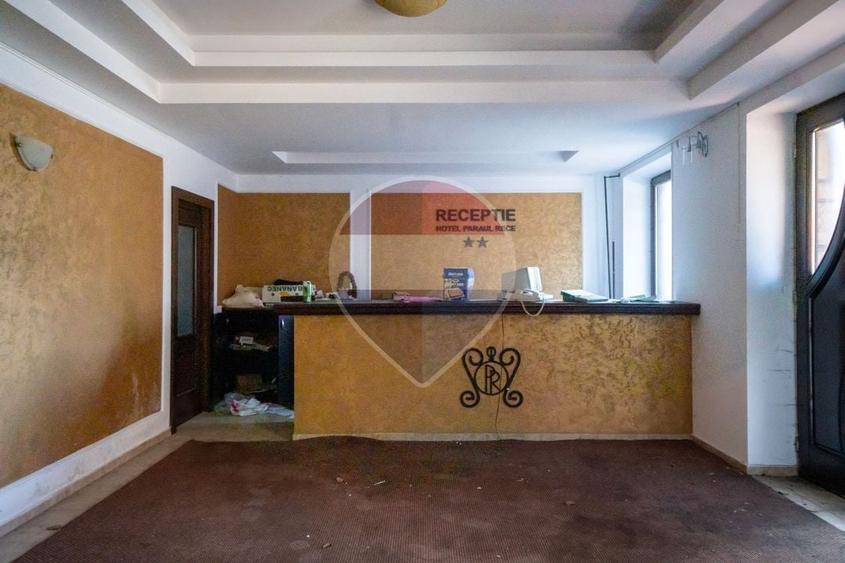 Hotel/Pensiune, de 1,300 mp, în Valea Râșnoavei