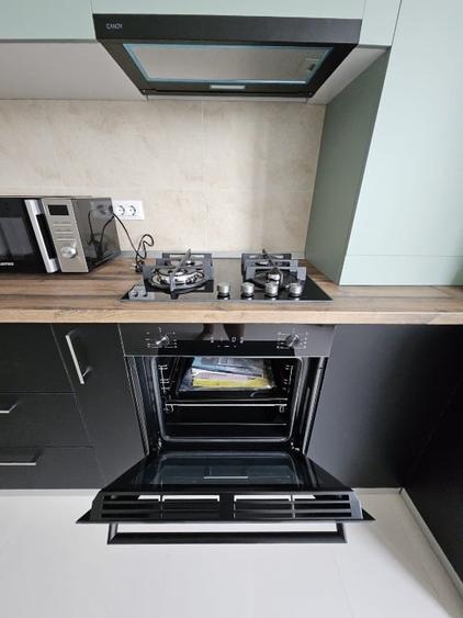 Apartament cu 3 camere decomandat, mobilat în Titan