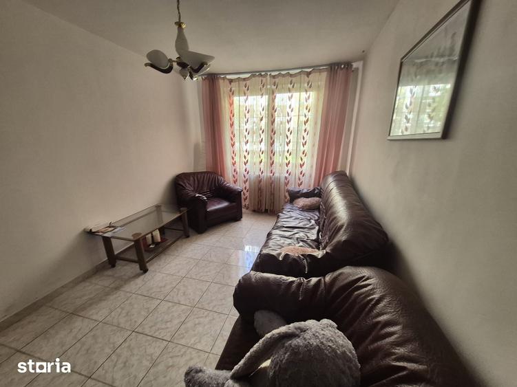 Apartament cu 3 camere în Precista