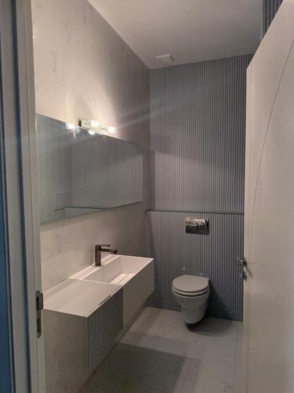 Apartament cu 5 camere decomandat, mobilat în Primăverii