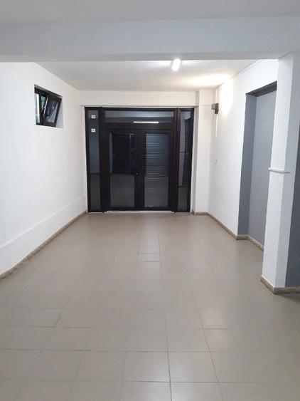 Spațiu comercial, de 50 mp, în Central