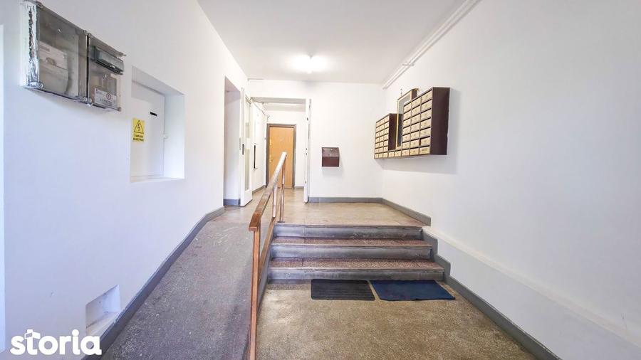 Apartament cu 4 camere în Tei