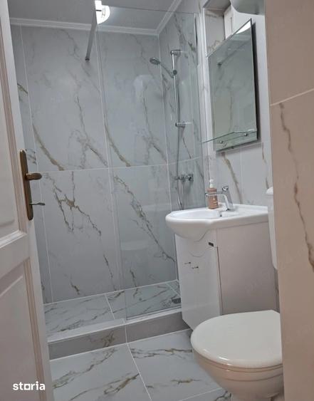 Apartament cu 2 camere decomandat, mobilat în Vitan