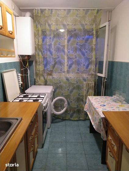 Apartament cu 2 camere semidecomandat zona Podul Ros sensul giratoriu - 4