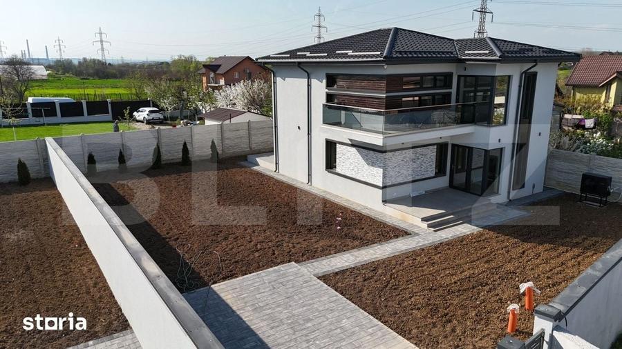 Casă cu 4 camere cu Teren 600 Mp în Șimnicu de Sus