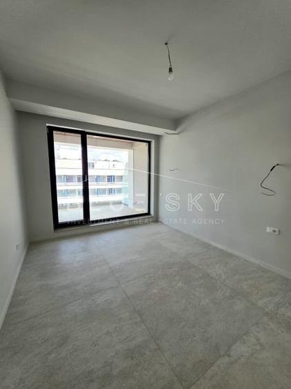 Apartament cu 3 camere decomandat în Faleza Nord