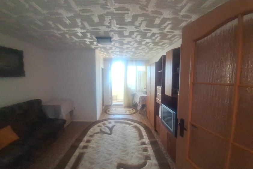 Apartament 2 camere de inchiriat Tractorul - 6