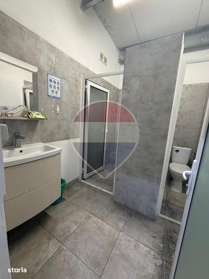 Spațiu comercial, de 391 mp, în Bariera Vâlcii