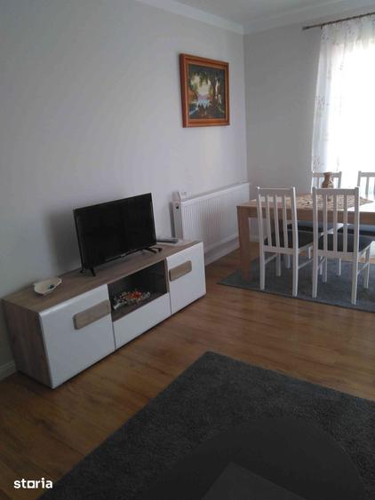 Apartament cu 3 camere în Progresul