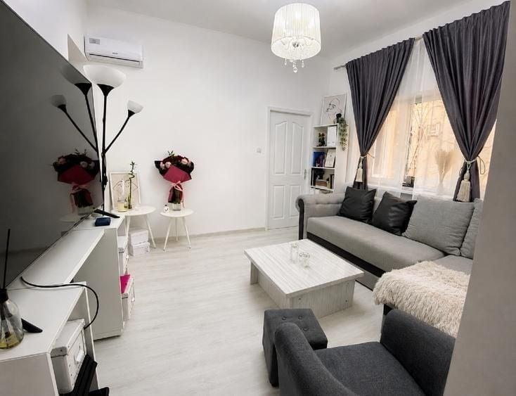 Apartament cu 2 camere semidecomandat în Armeneasca