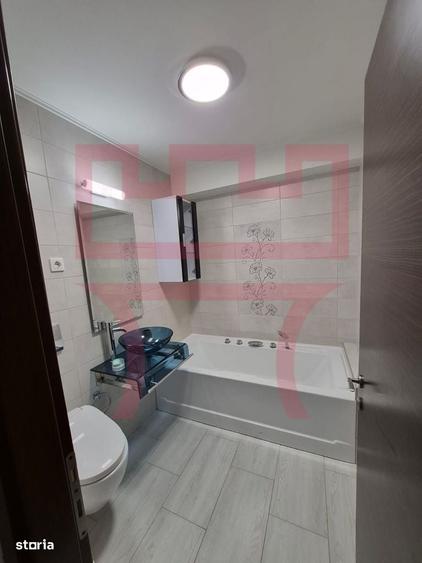 Apartament cu 3 camere în Plopilor