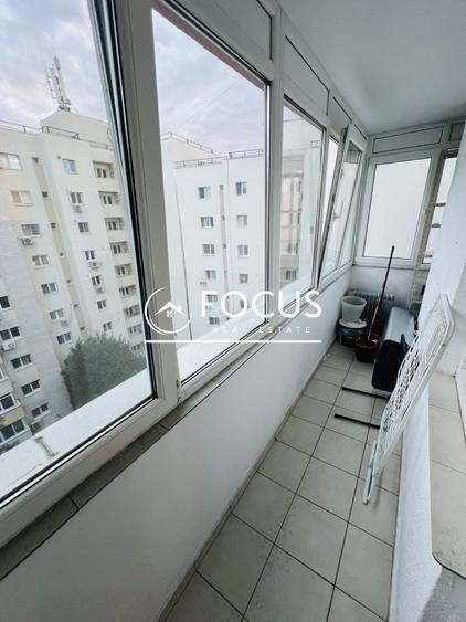 Apartament cu 4 camere decomandat, mobilat în Tei